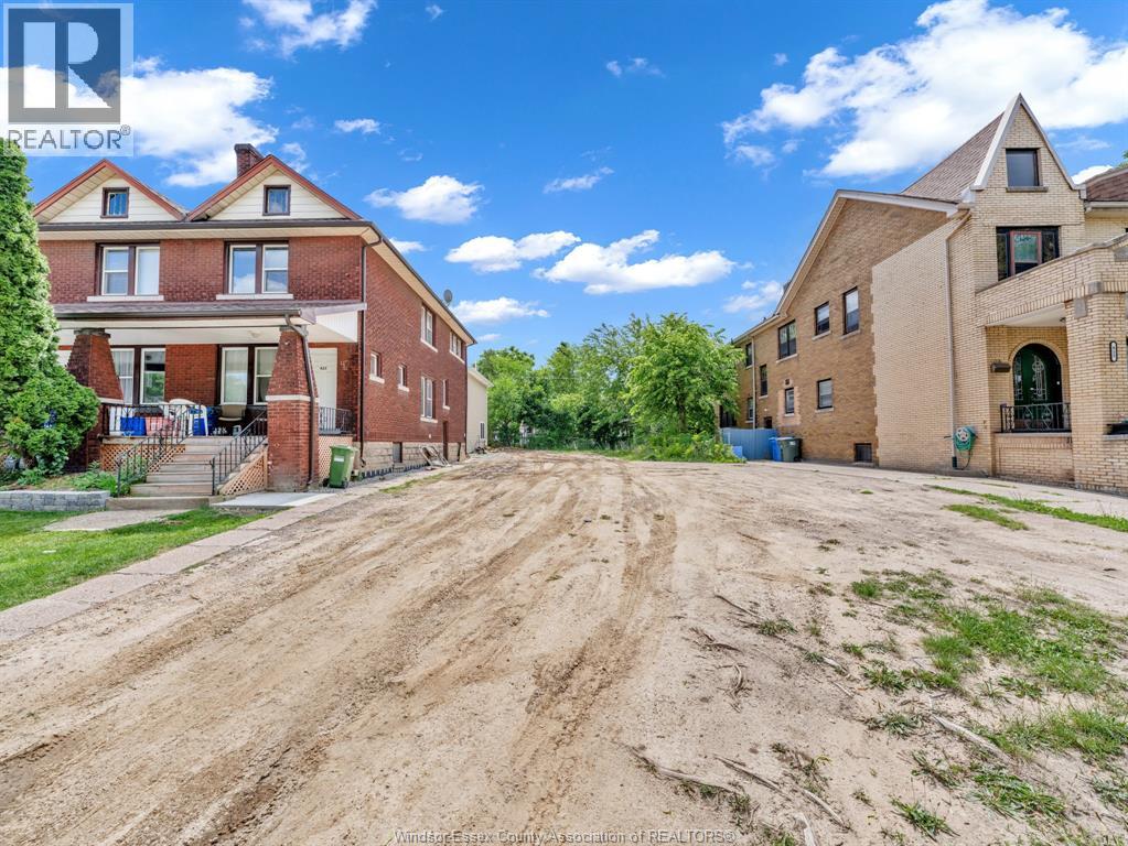 421 Partington Avenue, Windsor, Ontario  N8W 3S1 - Photo 8 - 26016343