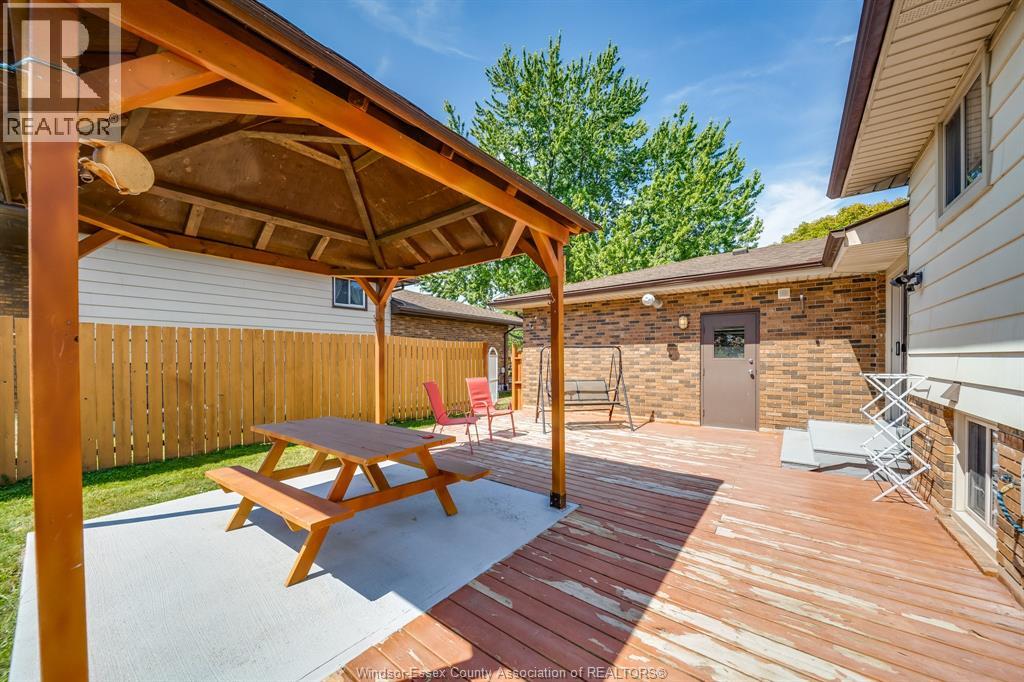 386 Woodridge, Tecumseh, Ontario  N8N 3A8 - Photo 46 - 26016009