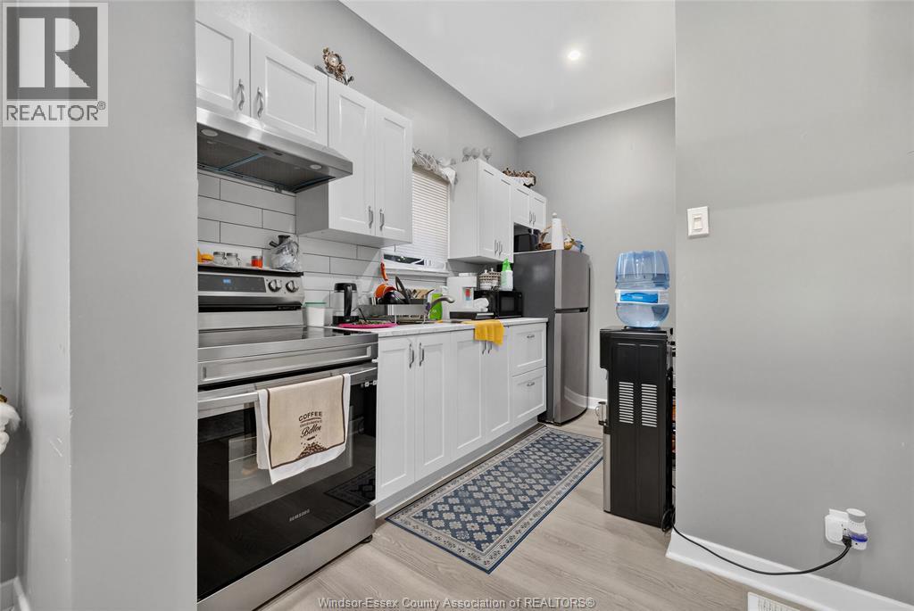 761 Assumption Street, Windsor, Ontario  N9A 3B7 - Photo 3 - 26016327