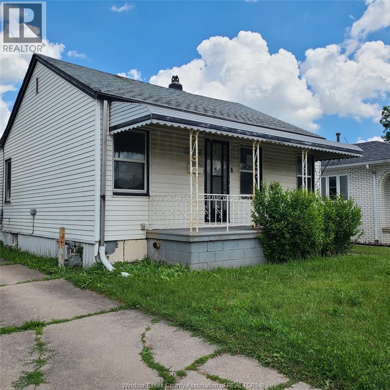 1674 Parent Avenue, Windsor, Ontario  N8X 4K1 - Photo 1 - 26016026
