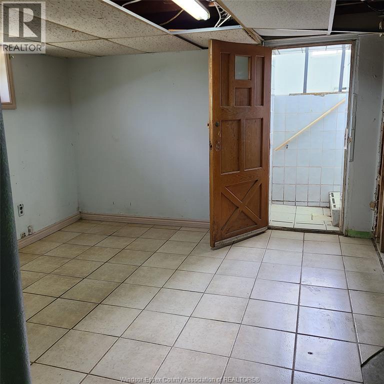 1674 Parent Avenue, Windsor, Ontario  N8X 4K1 - Photo 9 - 26016026