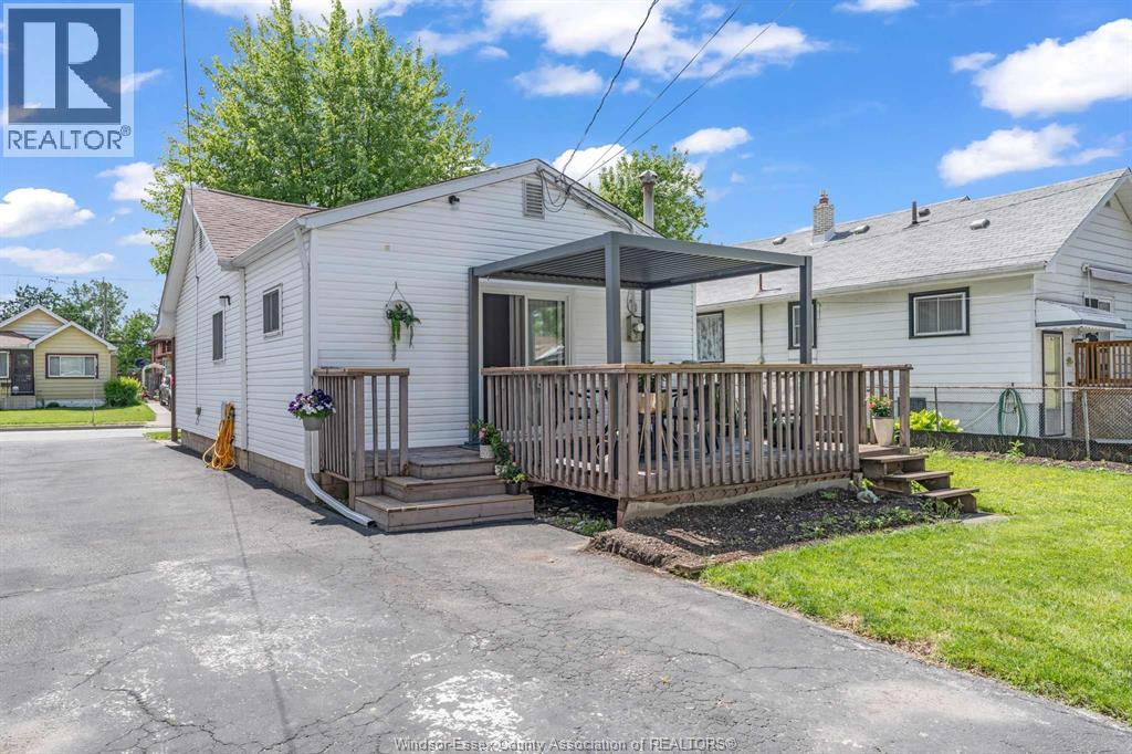 1196 Curry Avenue, Windsor, Ontario  N9B 2C9 - Photo 6 - 26016375