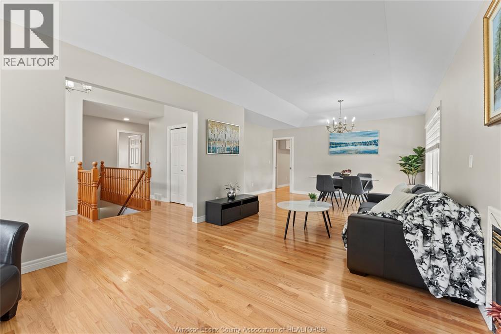 660 Caruso, Windsor, Ontario  N9G 2M6 - Photo 13 - 26016381