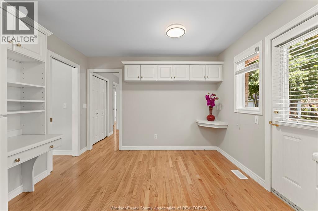 660 Caruso, Windsor, Ontario  N9G 2M6 - Photo 19 - 26016381
