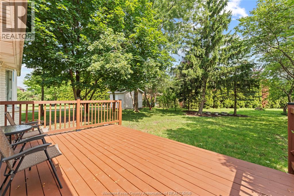 660 Caruso, Windsor, Ontario  N9G 2M6 - Photo 32 - 26016381