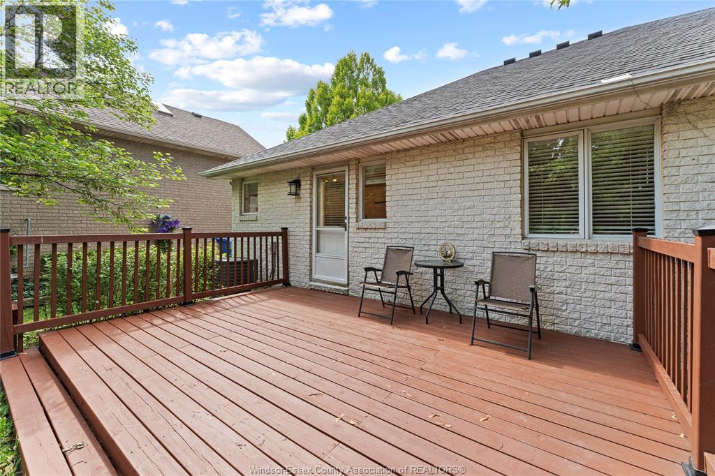 660 Caruso, Windsor, Ontario  N9G 2M6 - Photo 33 - 26016381