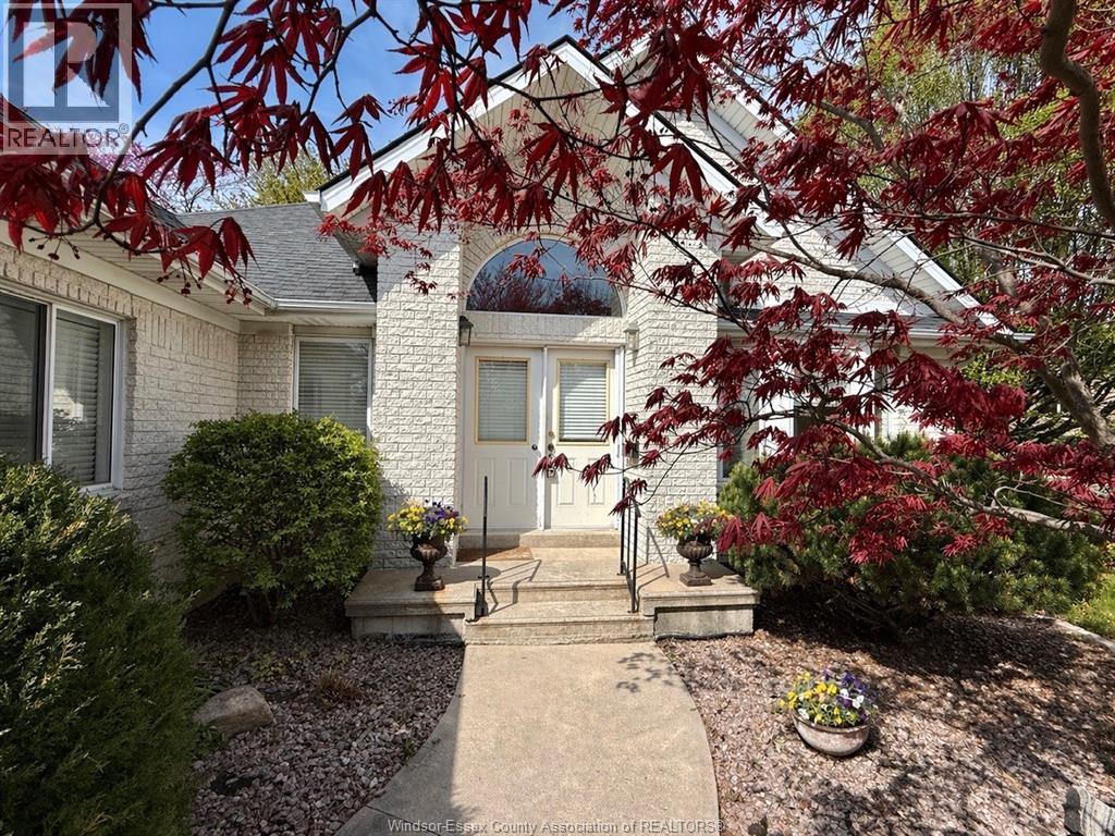 660 Caruso, Windsor, Ontario  N9G 2M6 - Photo 6 - 26016381