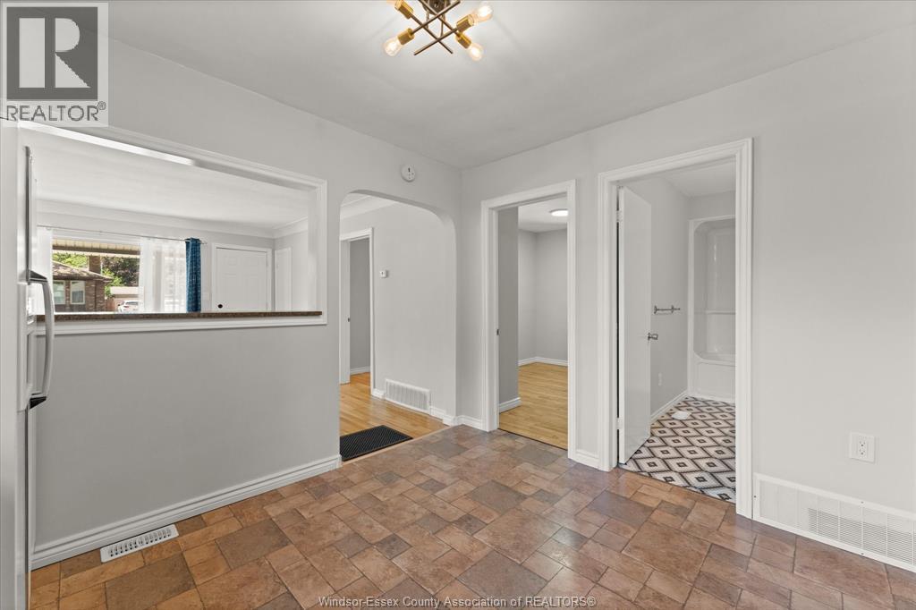 1740 Jefferson, Windsor, Ontario  N8T 2V7 - Photo 12 - 26016388