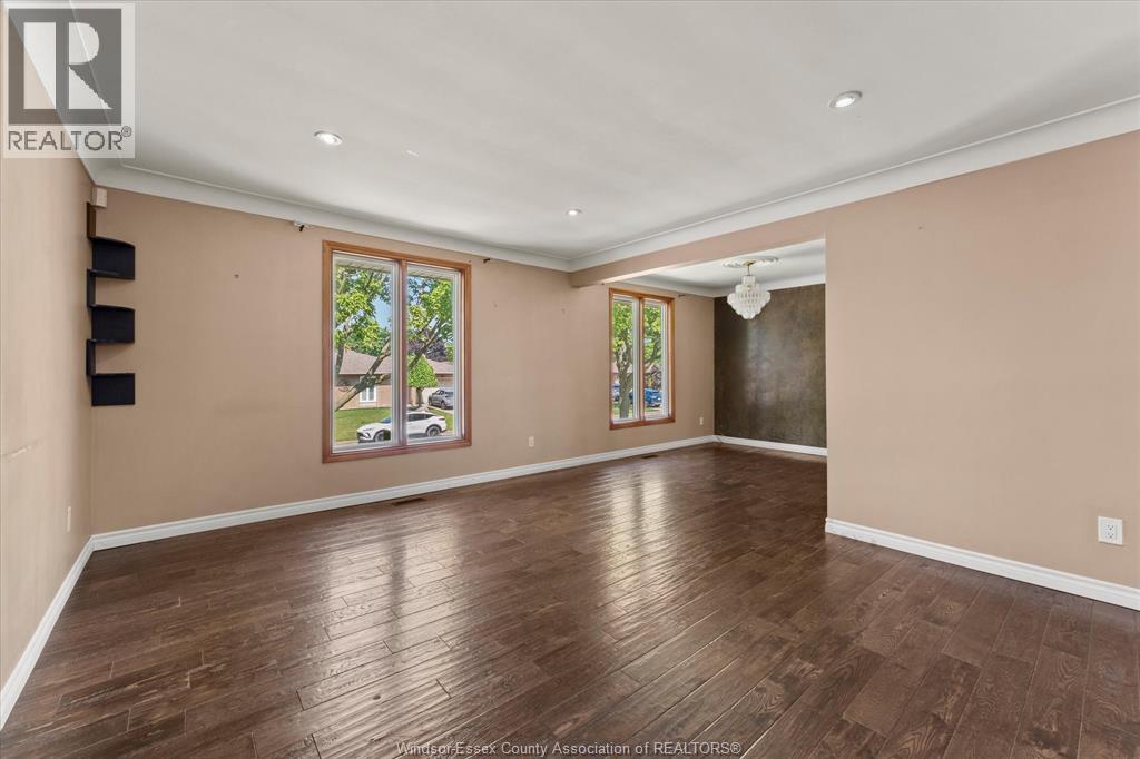 9688 Chestnut Drive, Windsor, Ontario  N8R 1G8 - Photo 8 - 26016365