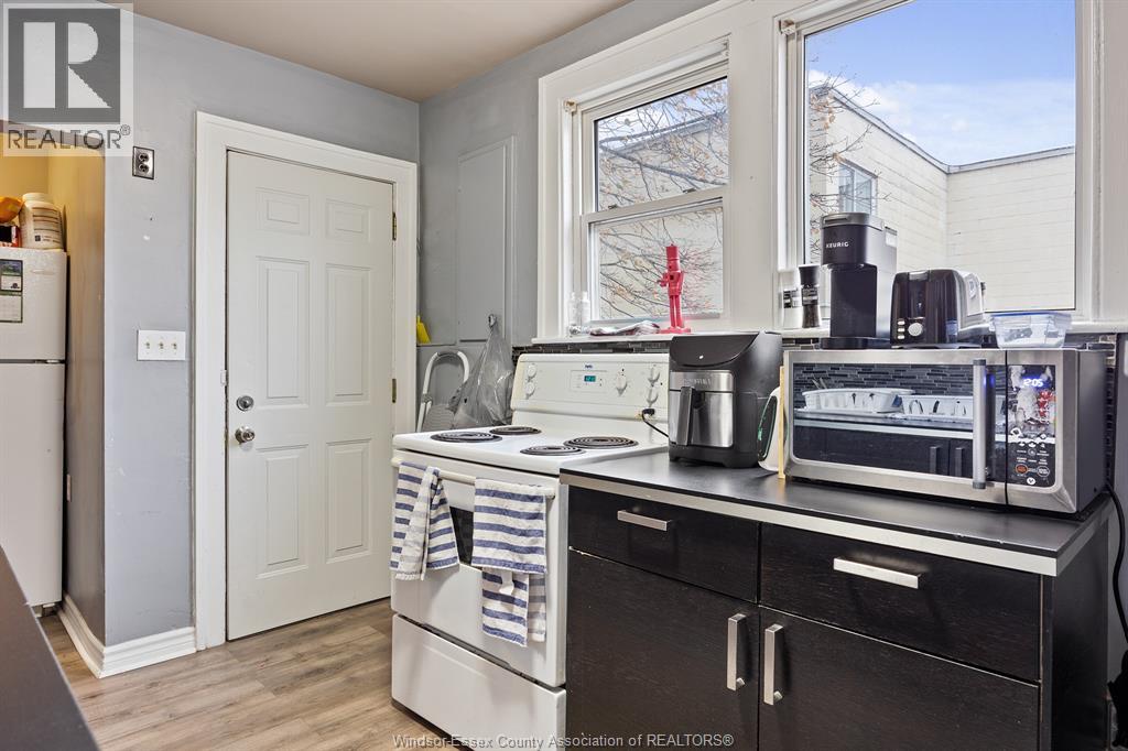 568 Askin, Windsor, Ontario  N9B 2X4 - Photo 20 - 26016386
