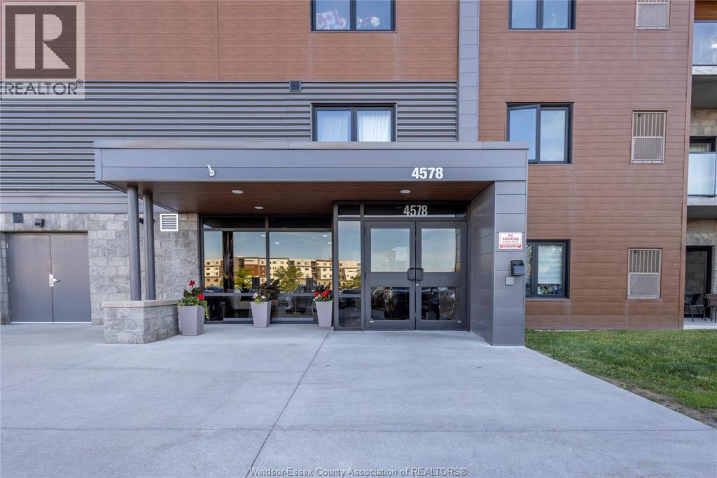 4578 Huron Church Line Road Unit# 203, Lasalle, Ontario  N9H 1H4 - Photo 2 - 26016416