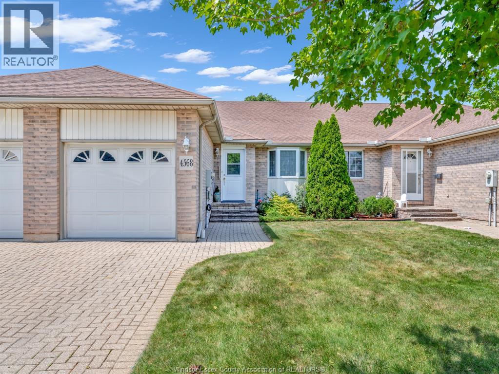 4568 Brother's Court, Windsor, Ontario  N9G 2W1 - Photo 1 - 26016424