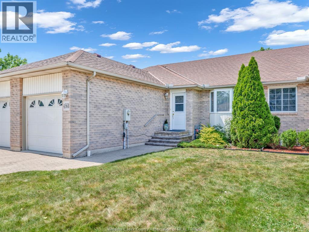 4568 Brother's Court, Windsor, Ontario  N9G 2W1 - Photo 2 - 26016424