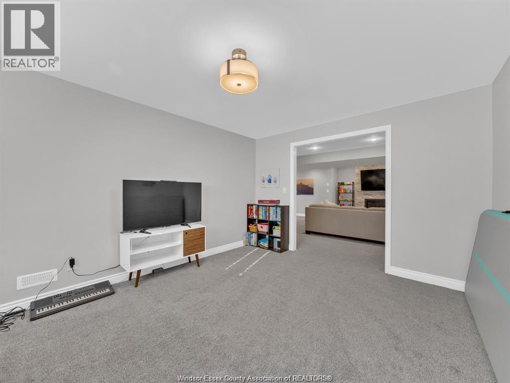1524 Inverness Avenue, Windsor, Ontario  N8P 0B1 - Photo 32 - 26016418