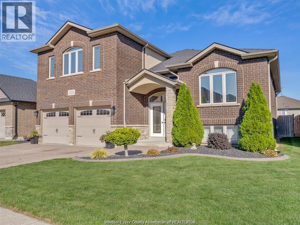 1524 Inverness Avenue, Windsor, Ontario  N8P 0B1 - Photo 4 - 26016418
