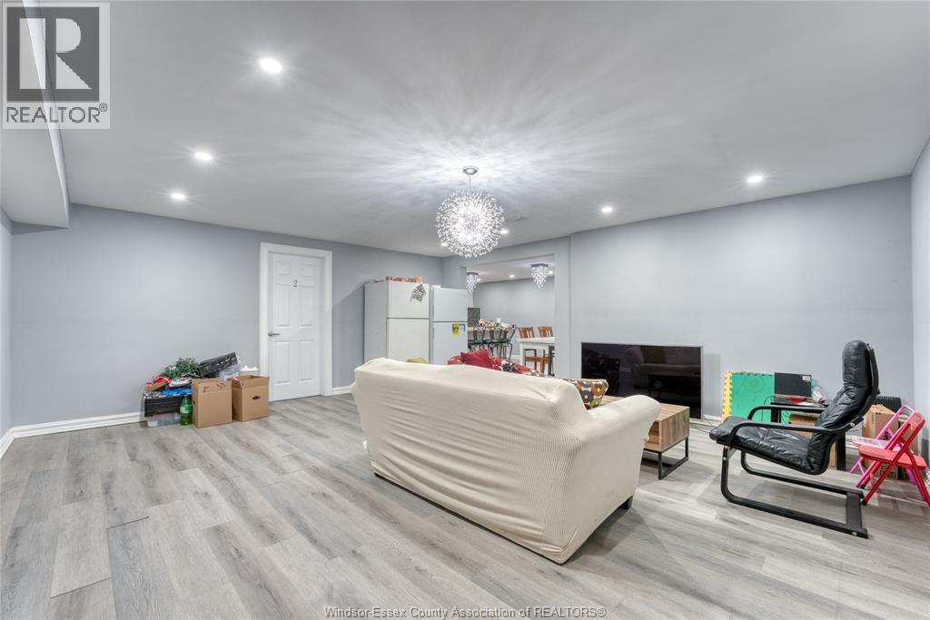 735 Cabana Road West, Windsor, Ontario  N9G 1B5 - Photo 35 - 26016430