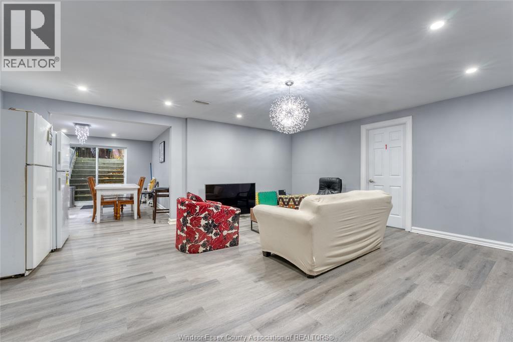 735 Cabana Road West, Windsor, Ontario  N9G 1B5 - Photo 37 - 26016430