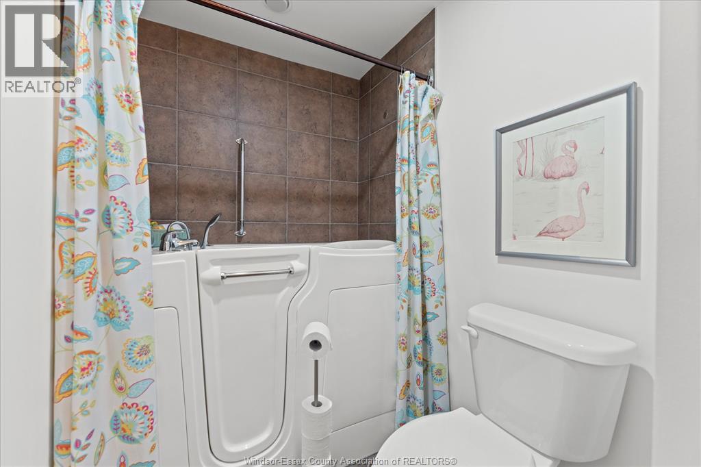 34 Boblo Island Boulevard Unit# 306, Amherstburg, Ontario  N9V 0C4 - Photo 25 - 26016428