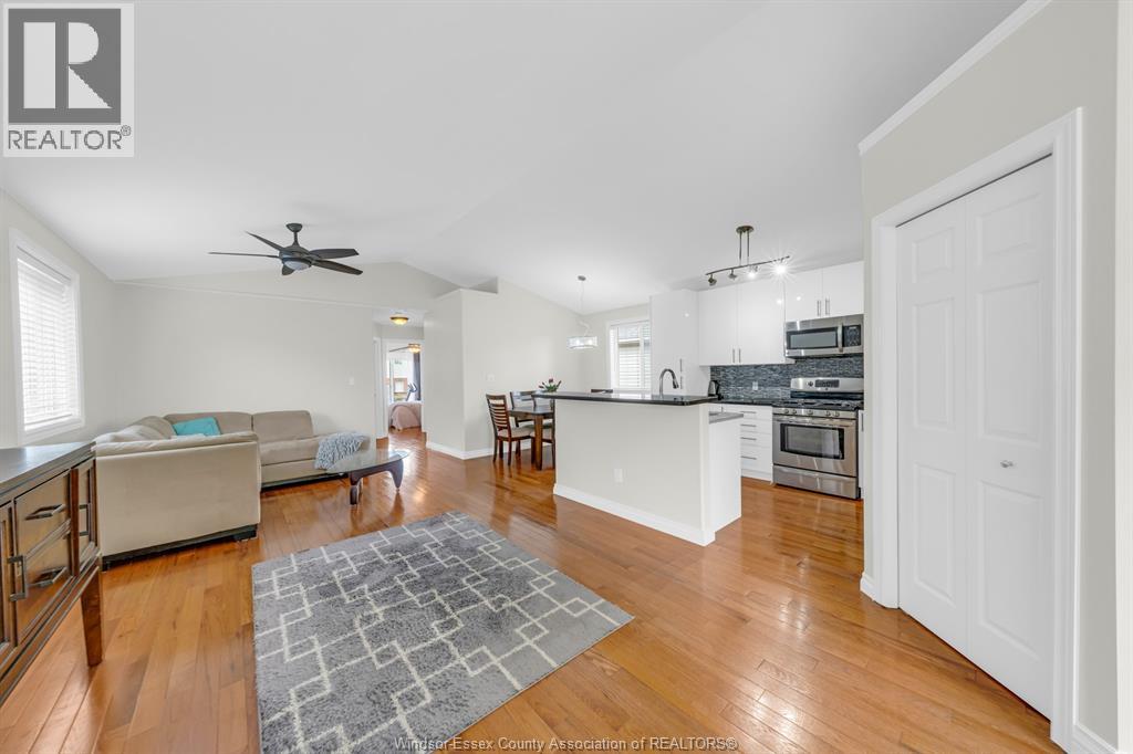 1039 Silverdale, Windsor, Ontario  N9G 2R9 - Photo 10 - 26016422