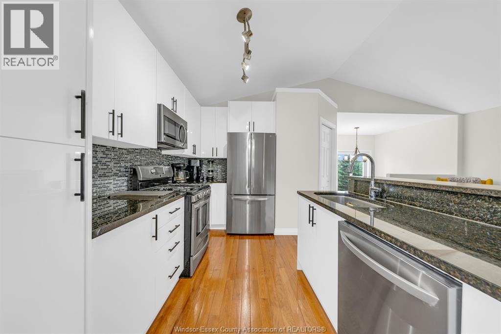 1039 Silverdale, Windsor, Ontario  N9G 2R9 - Photo 16 - 26016422