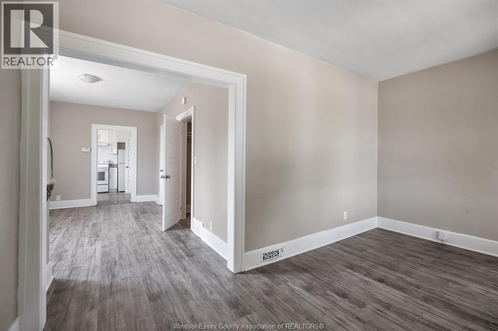 1381-83 Wellington, Windsor, Ontario  N8X 2C1 - Photo 4 - 26016473