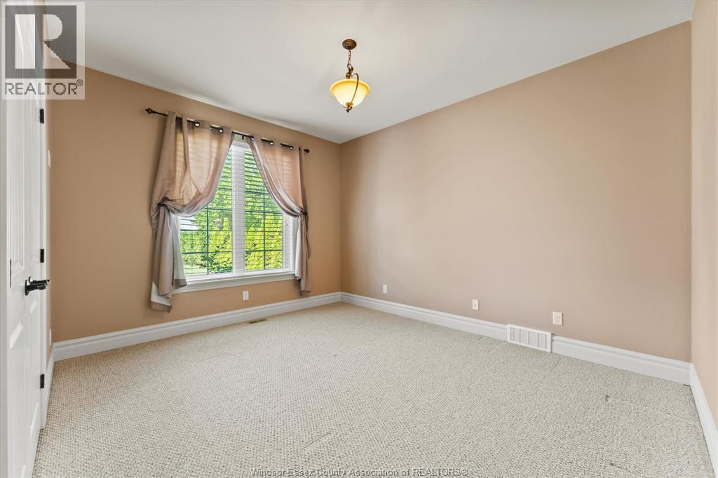 402 County Rd 34 West, North Ridge, Ontario  N8M 2X5 - Photo 19 - 26014488