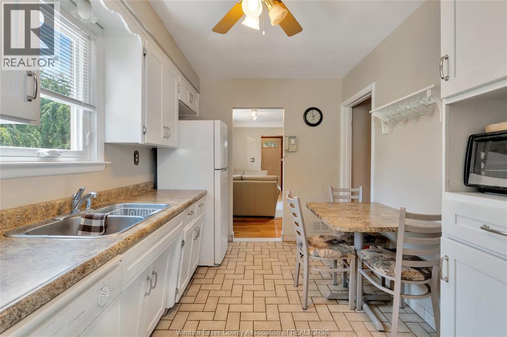 2820 Askin Avenue, Windsor, Ontario  N9E 3H9 - Photo 10 - 26016460