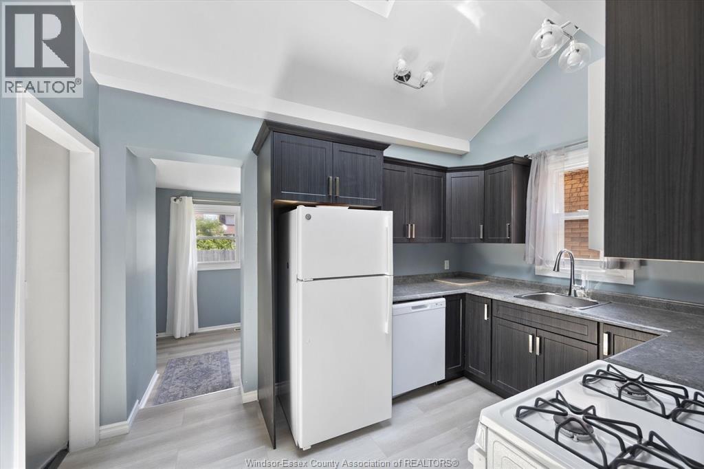 1422 Elsmere Avenue, Windsor, Ontario  N8X 4G9 - Photo 7 - 26016482