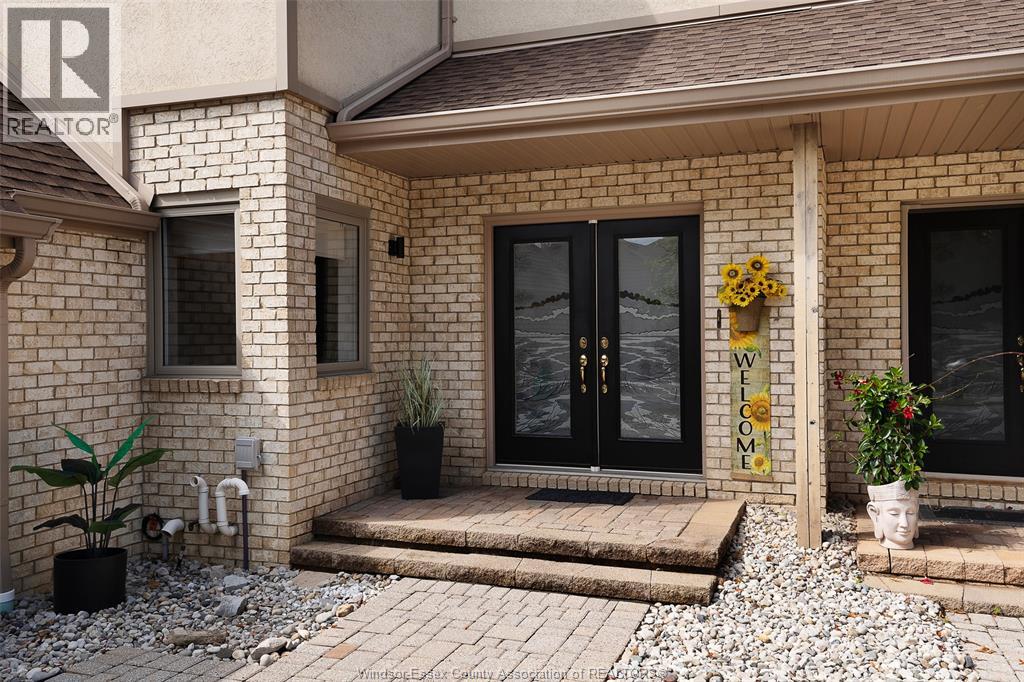 186 Crystal Harbour, Lasalle, Ontario  N9J 3M8 - Photo 3 - 26016407