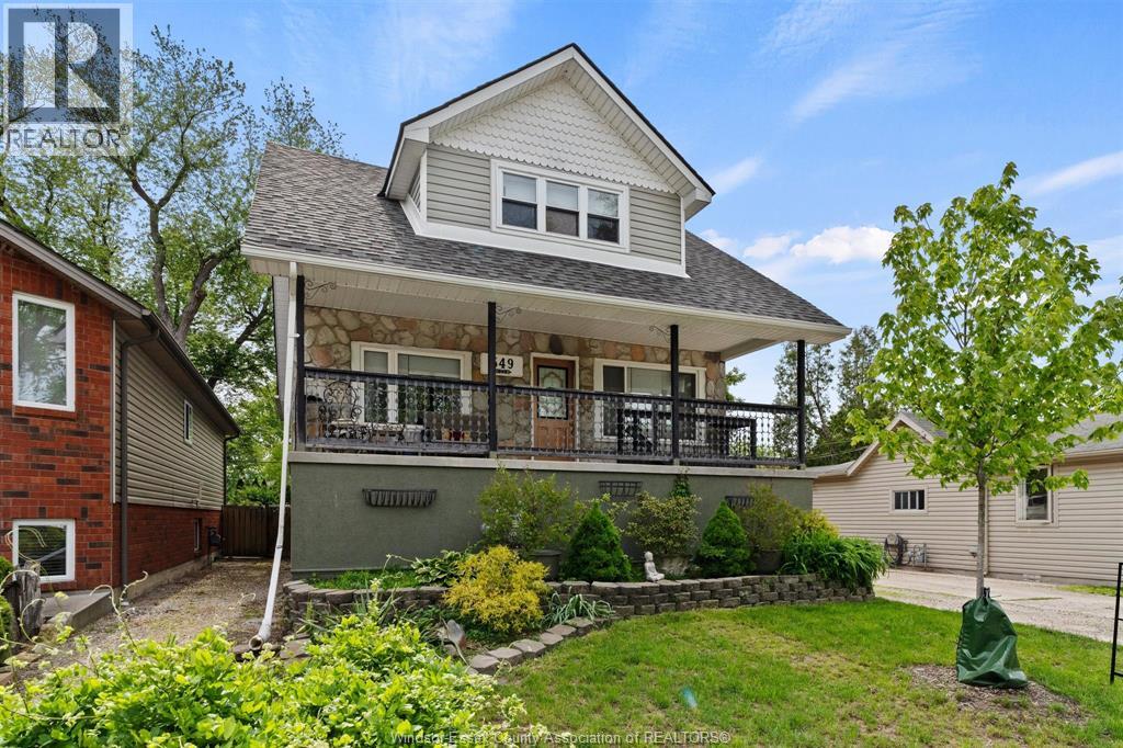 549 Clover, Windsor, Ontario  N8P 1C5 - Photo 1 - 26016500