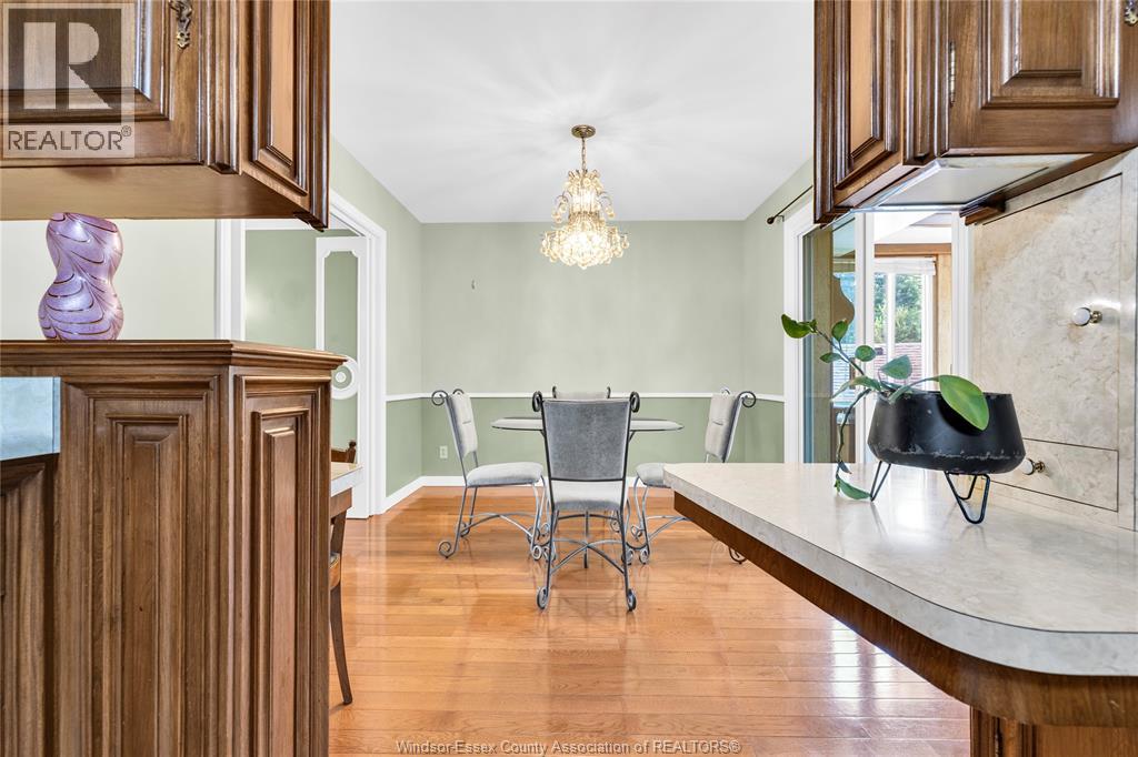 3483 Dougall, Windsor, Ontario  N9E 1S9 - Photo 8 - 26016533