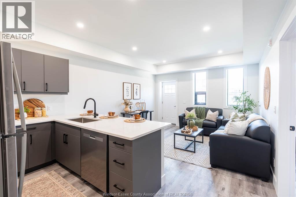 930 MARION Unit# 101, Windsor, Ontario