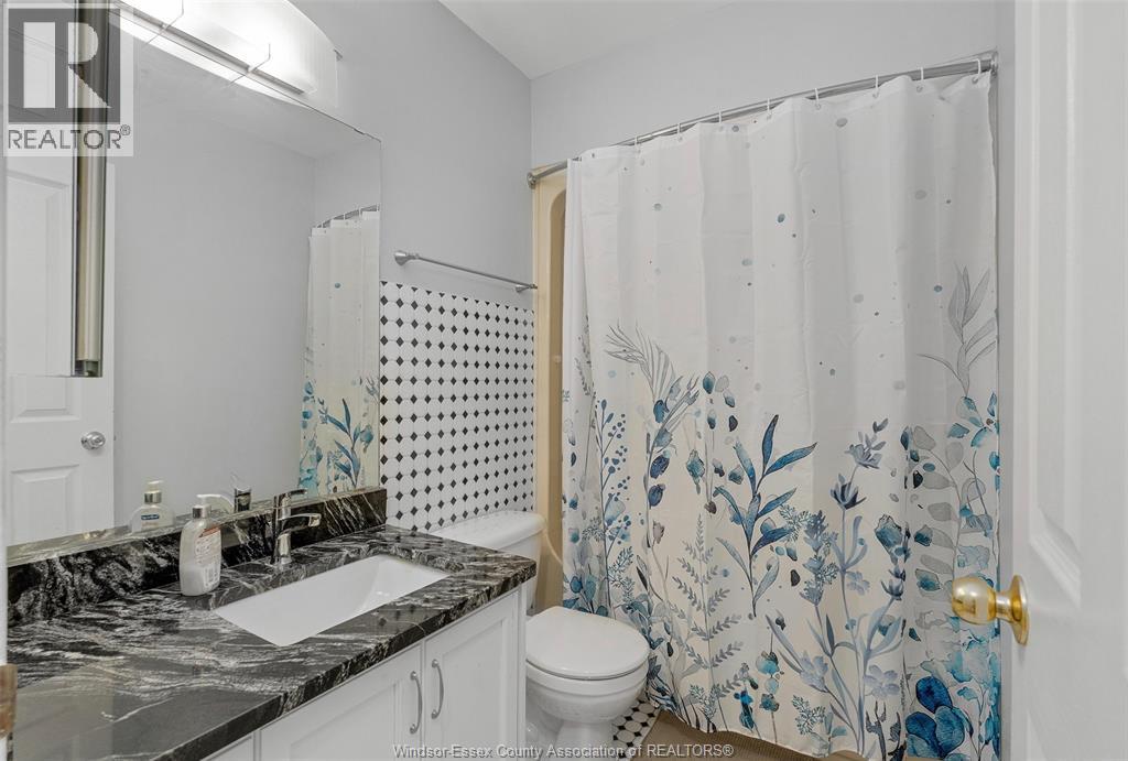 2225 Longfellow Avenue, Windsor, Ontario  N9B 3J7 - Photo 11 - 26016534