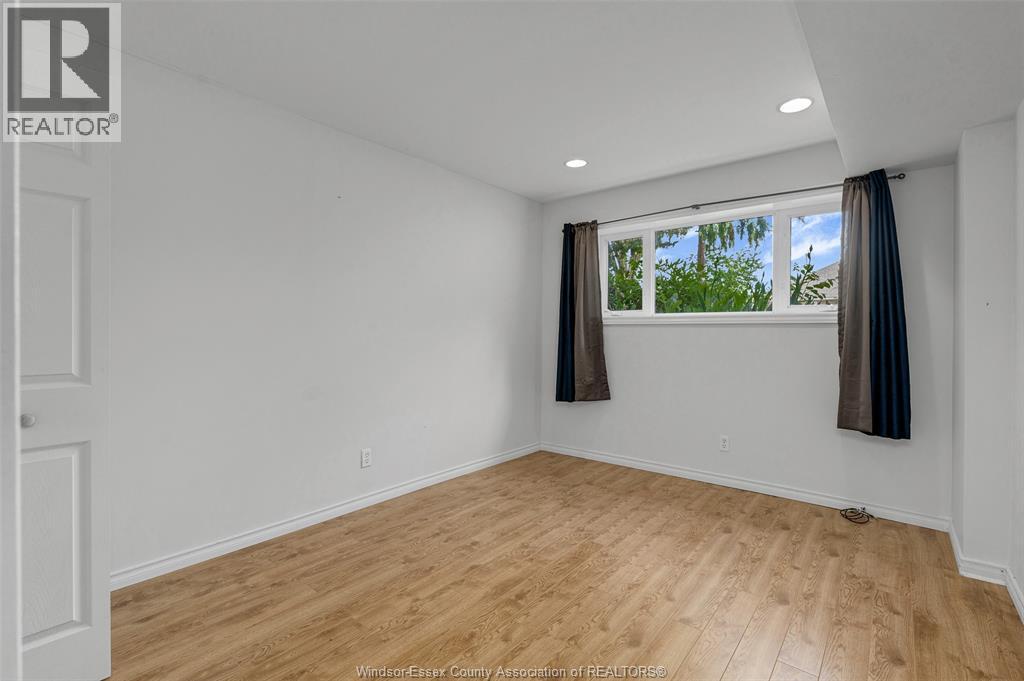 2225 Longfellow Avenue, Windsor, Ontario  N9B 3J7 - Photo 16 - 26016534