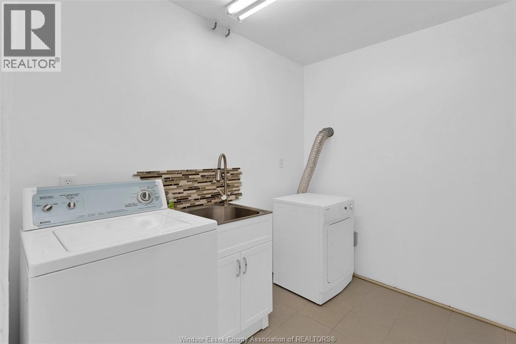 2225 Longfellow Avenue, Windsor, Ontario  N9B 3J7 - Photo 20 - 26016534
