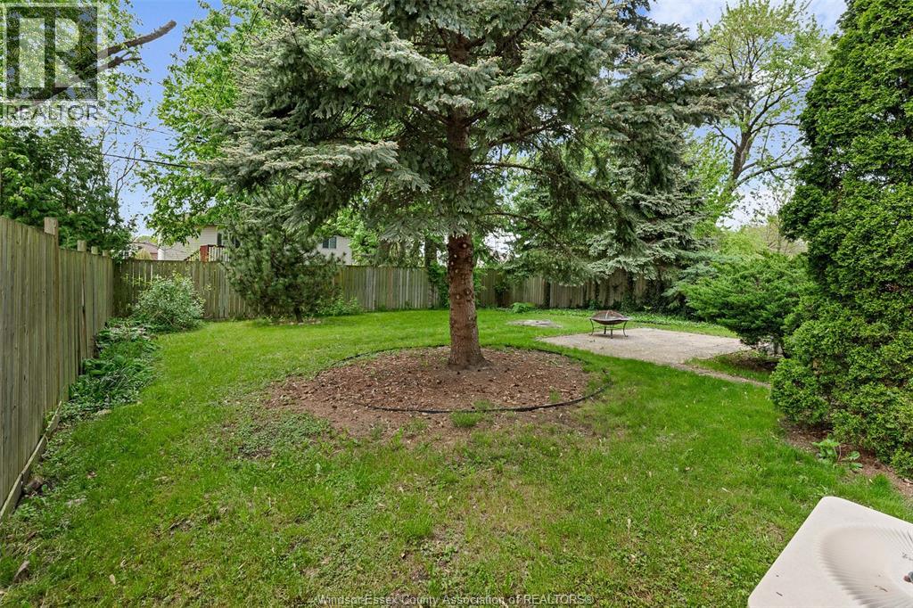 2225 Longfellow Avenue, Windsor, Ontario  N9B 3J7 - Photo 23 - 26016534