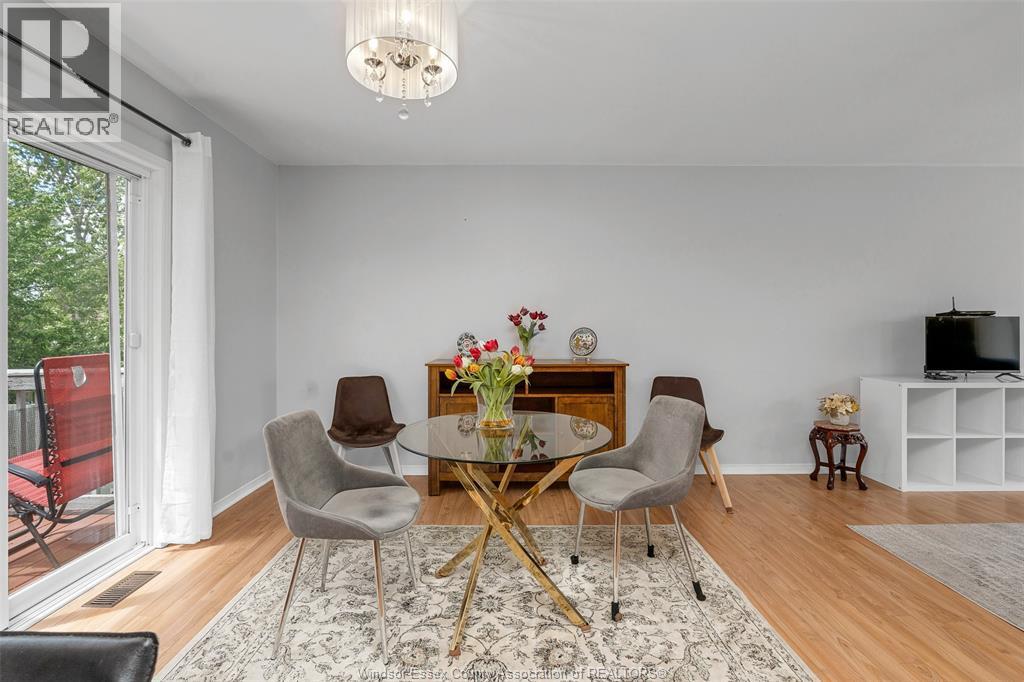 2225 Longfellow Avenue, Windsor, Ontario  N9B 3J7 - Photo 5 - 26016534