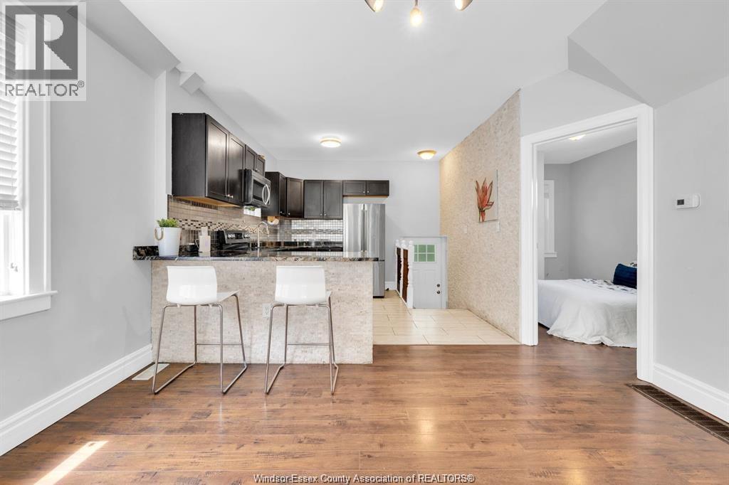 1341 Mckay, Windsor, Ontario  N9B 2B1 - Photo 6 - 26016549