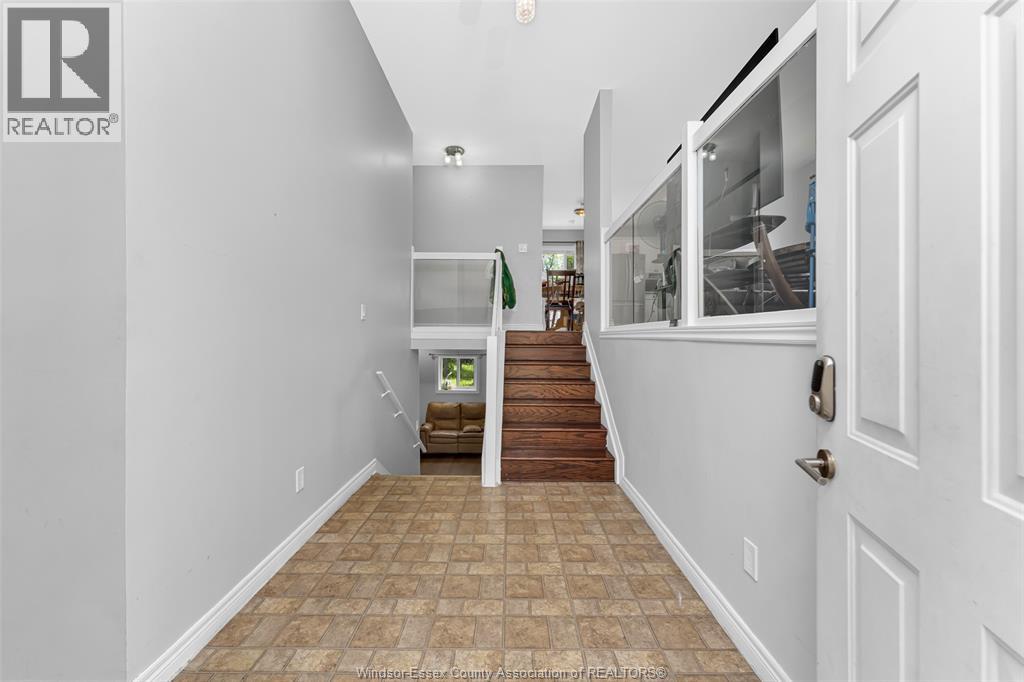 2156 Dominion Boulevard, Windsor, Ontario  N9B 3H9 - Photo 2 - 26016535