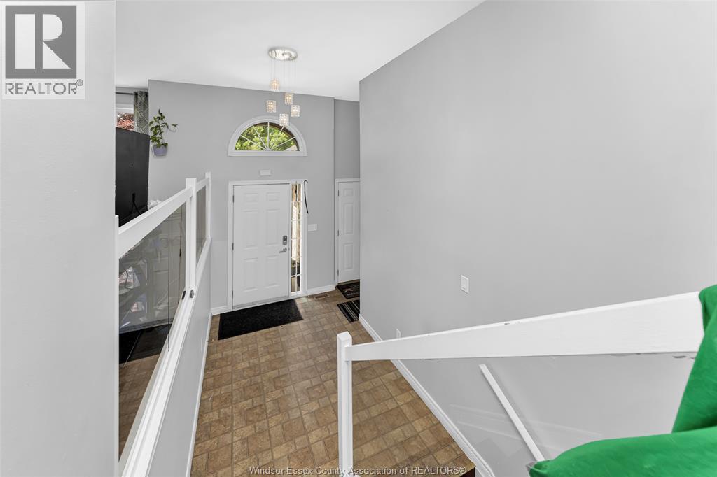 2156 Dominion Boulevard, Windsor, Ontario  N9B 3H9 - Photo 3 - 26016535