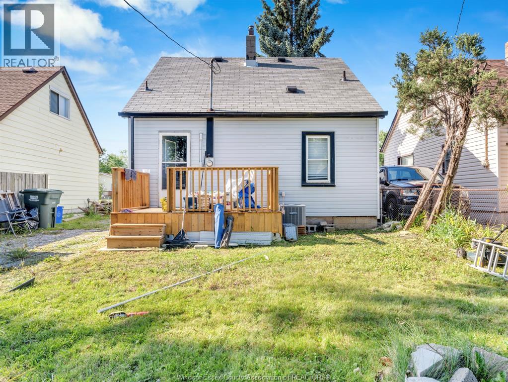 643 Charles Street, Windsor, Ontario  N8X 3G6 - Photo 5 - 26016506