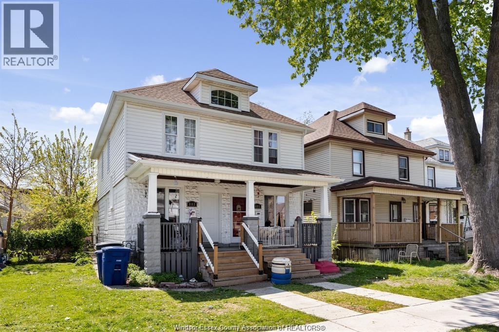 881-883 Marion Avenue, Windsor, Ontario  N9A 2H8 - Photo 1 - 26016512