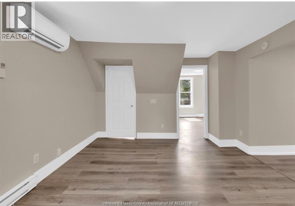 680 Lincoln Unit# Main Unit, Windsor, Ontario  N8Y 2G7 - Photo 2 - 26016528
