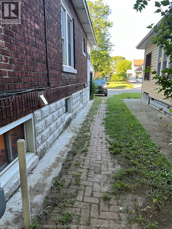 961 Campbell, Windsor, Ontario  N9B 2J4 - Photo 21 - 26016589