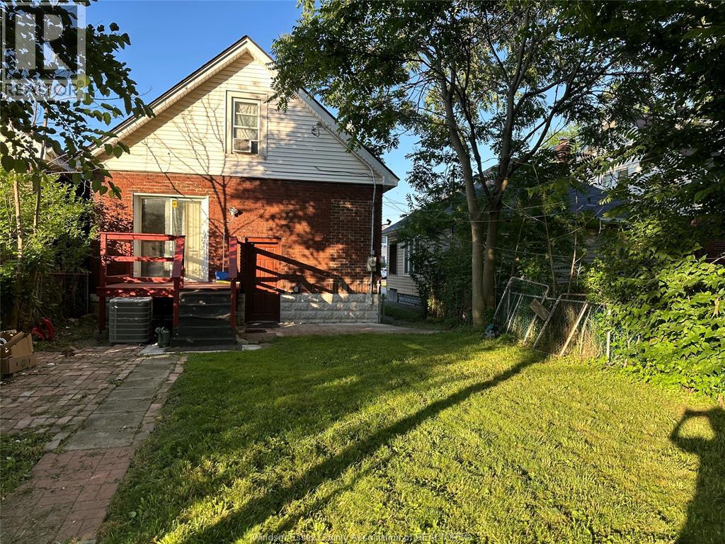 961 Campbell, Windsor, Ontario  N9B 2J4 - Photo 24 - 26016589