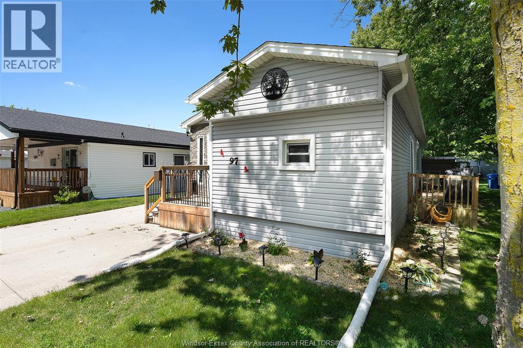 97 Dana Drive, Essex, Ontario  N8M 1Z9 - Photo 4 - 26016637
