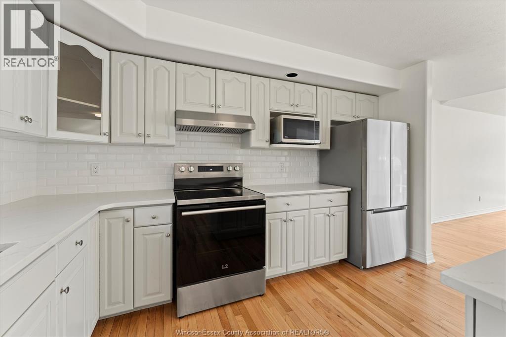 3316 Kenilworth, Windsor, Ontario  N9E 4R3 - Photo 14 - 26016634