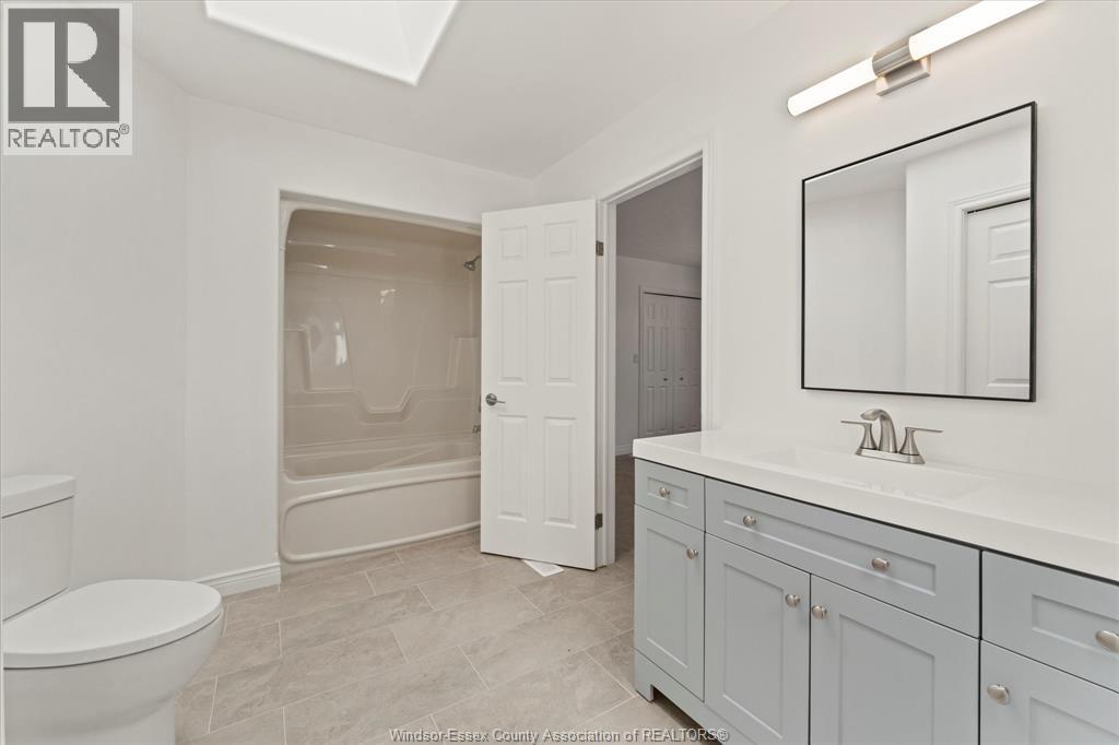 3316 Kenilworth, Windsor, Ontario  N9E 4R3 - Photo 20 - 26016634