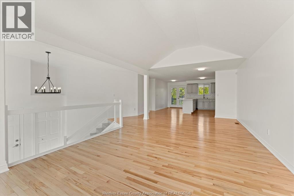 3316 Kenilworth, Windsor, Ontario  N9E 4R3 - Photo 9 - 26016634