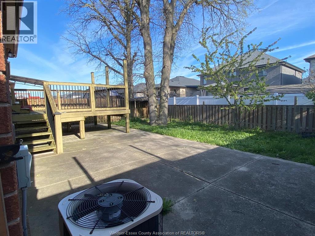 4518 Helsinki Crescent, Windsor, Ontario  N9G 0A6 - Photo 4 - 26016590